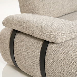 emilia-detail1 emilia-detail1